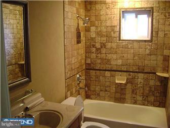723 Dunmore Road Philadelphia, PA 19115 - Photo 7 of 12 Bathroom