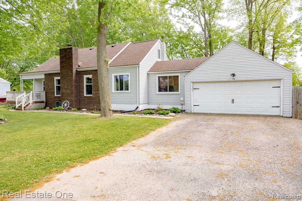 796 Michelson Road Rochester Hills, MI 48307 - Photo 2 of 35