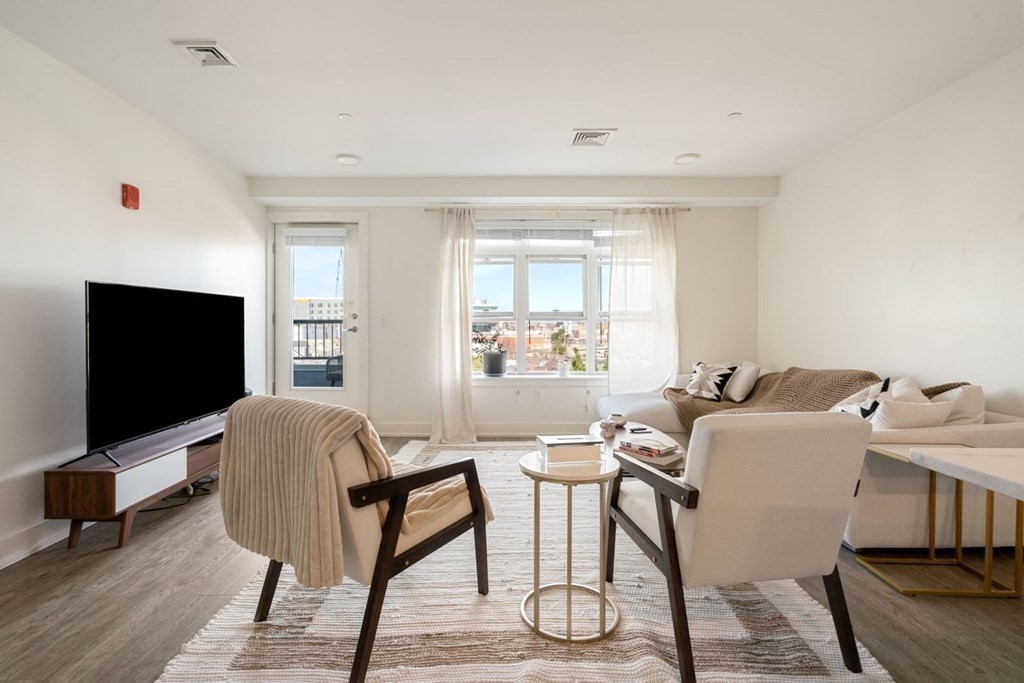 20 Penniman Road, Unit 401 Boston, MA 02134 - Photo 4 of 13 Gallery Image 4