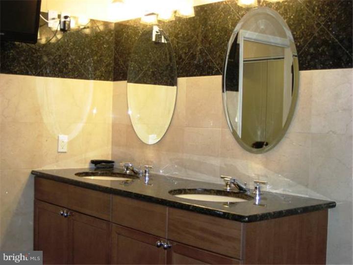 638 West Springfield Road Springfield, PA 19064 - Photo 12 of 25 Master Bathroom