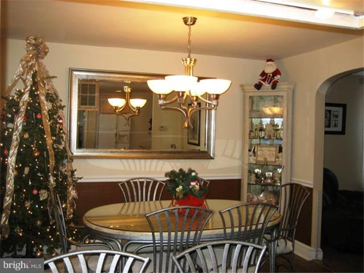 638 West Springfield Road Springfield, PA 19064 - Photo 6 of 25 Dining Room