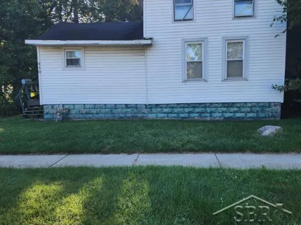 $70,000 | 410 5th Street, Three Rivers, MI 49093
