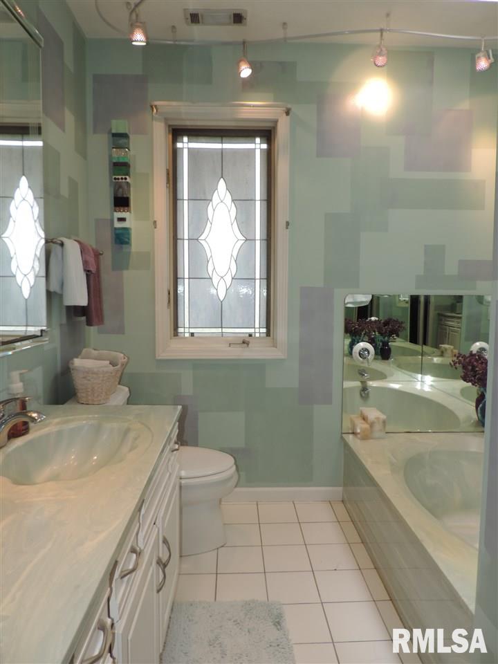 2800 Sheridan Road Pekin, IL 61554 - Photo 24 of 35 Gallery Image 24