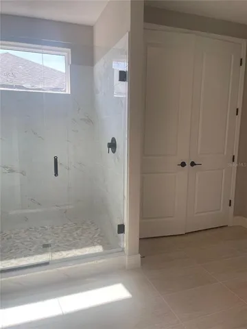 a view of an empty walk in closet