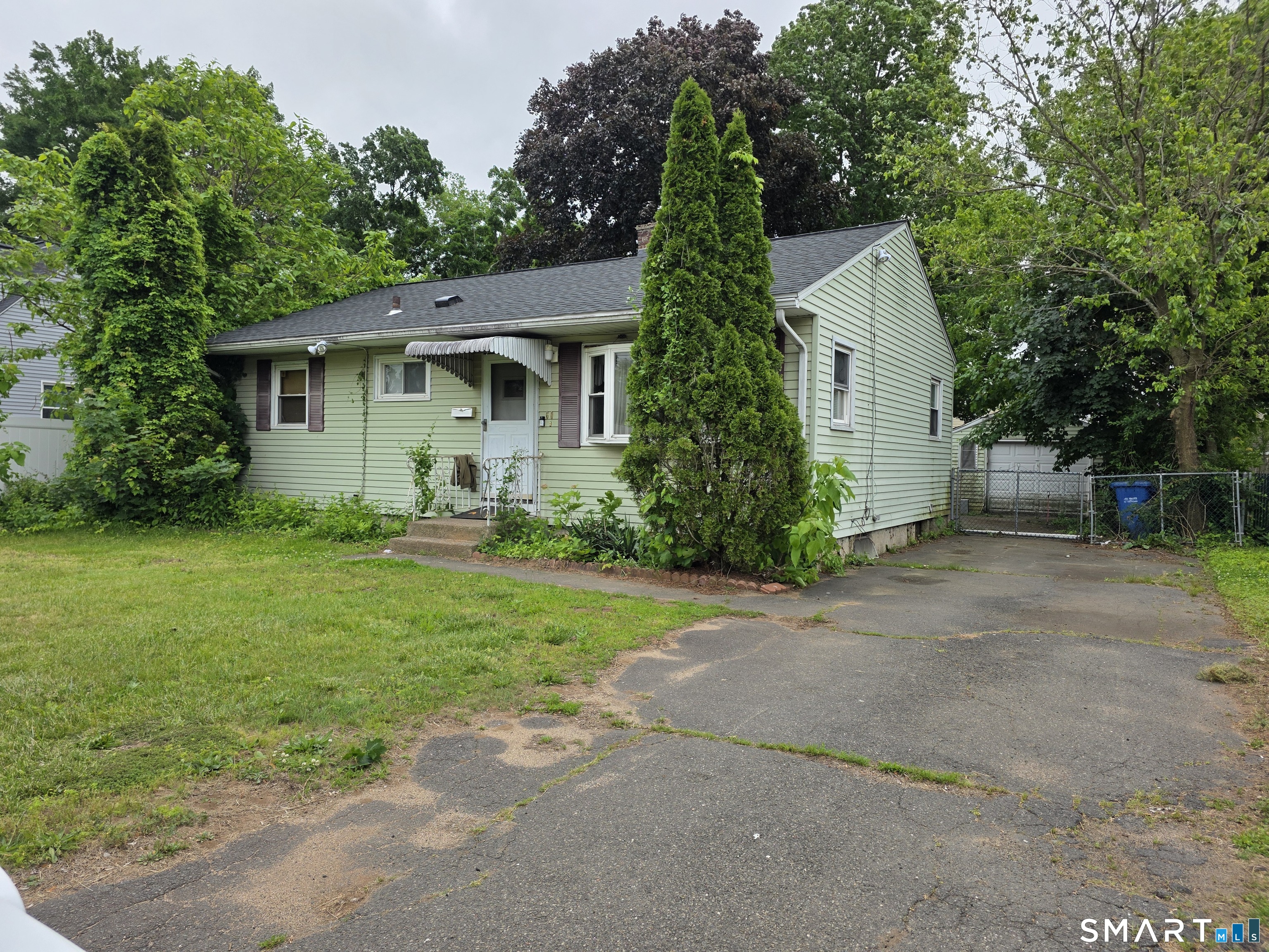 60 Charles Street Meriden, CT 06451 - Photo 2 of 16