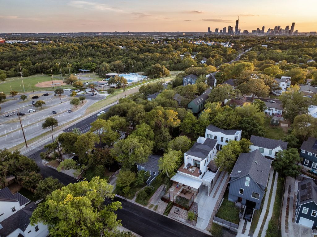 an aerial view of multiple house