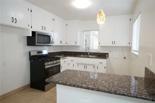 $1,900 | 1215 West 144th Street, Gardena, CA 90247