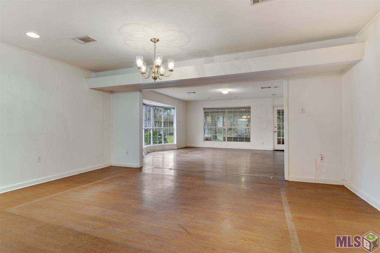 4143 Chelsea Drive Baton Rouge, LA 70809 - Photo 4 of 11 Dining Room
