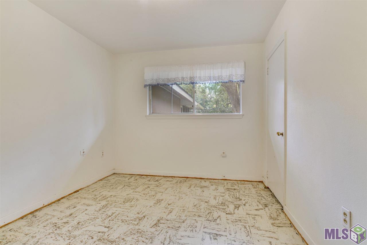 4143 Chelsea Drive Baton Rouge, LA 70809 - Photo 9 of 11 Bedroom