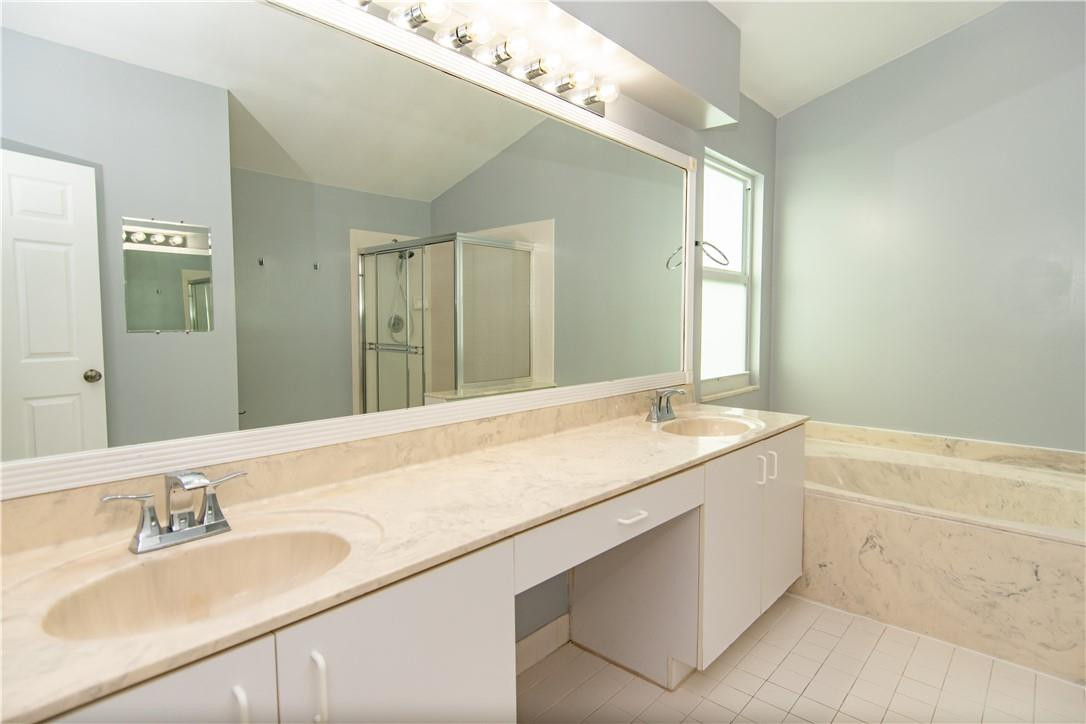 8893 Jaspers Drive Boynton Beach, FL 33472 - Photo 27 of 62 Master Bath