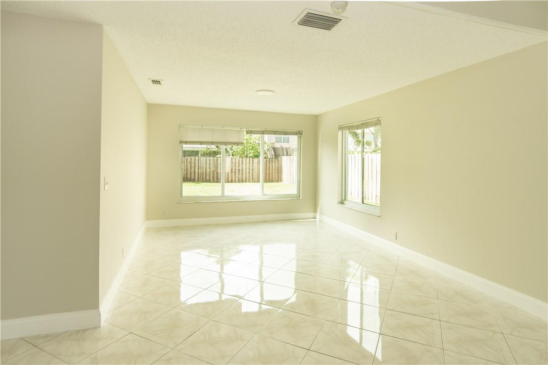 8893 Jaspers Drive Boynton Beach, FL 33472 - Photo 7 of 62 Photo 7