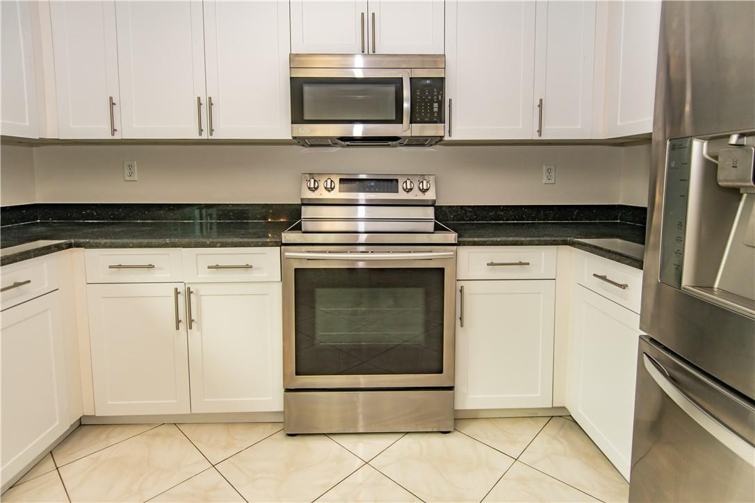 8893 Jaspers Drive Boynton Beach, FL 33472 - Photo 10 of 62 Photo 10