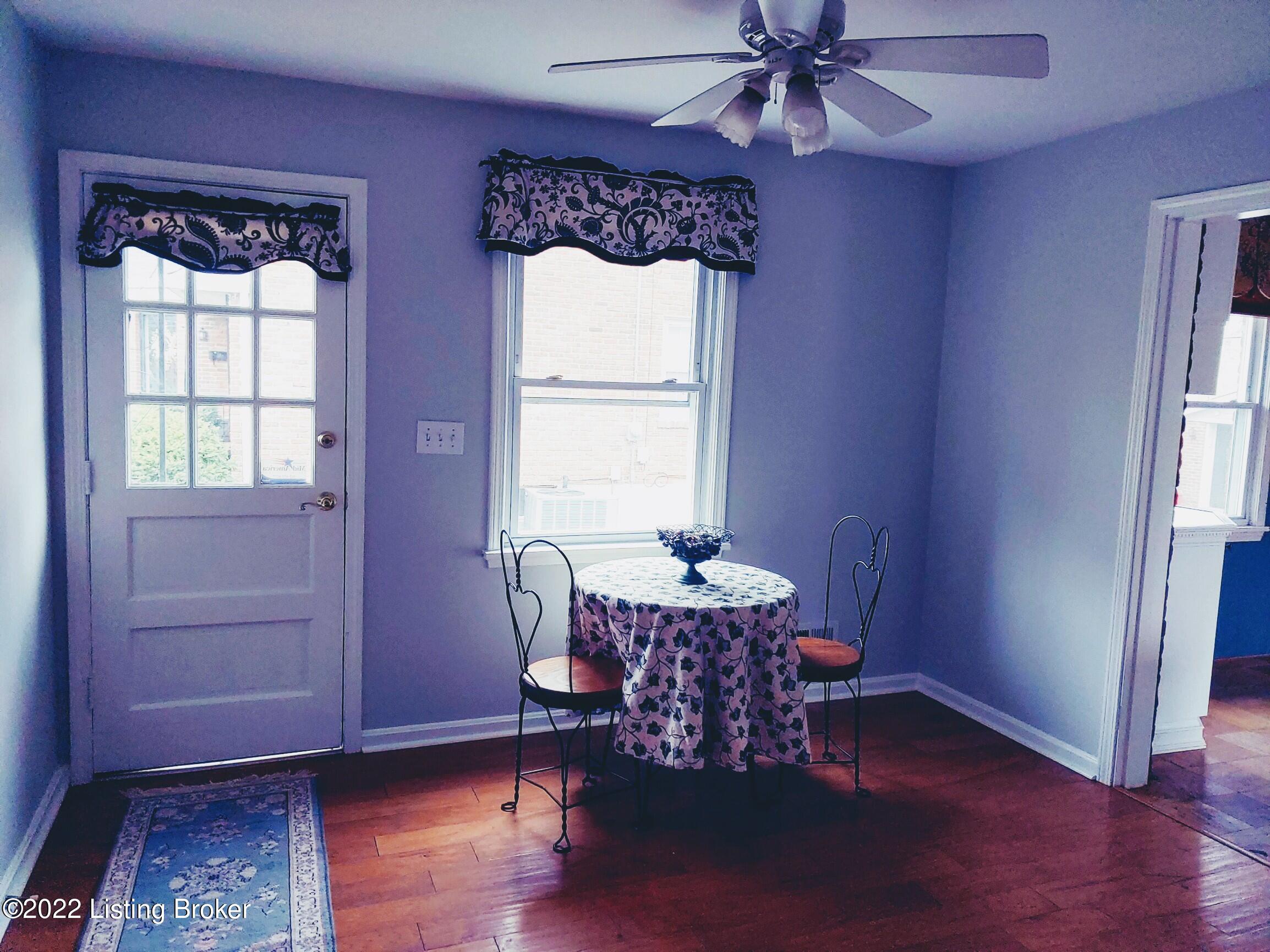 215 Ring Road Louisville, KY 40207 - Photo 4 of 34 0325221720