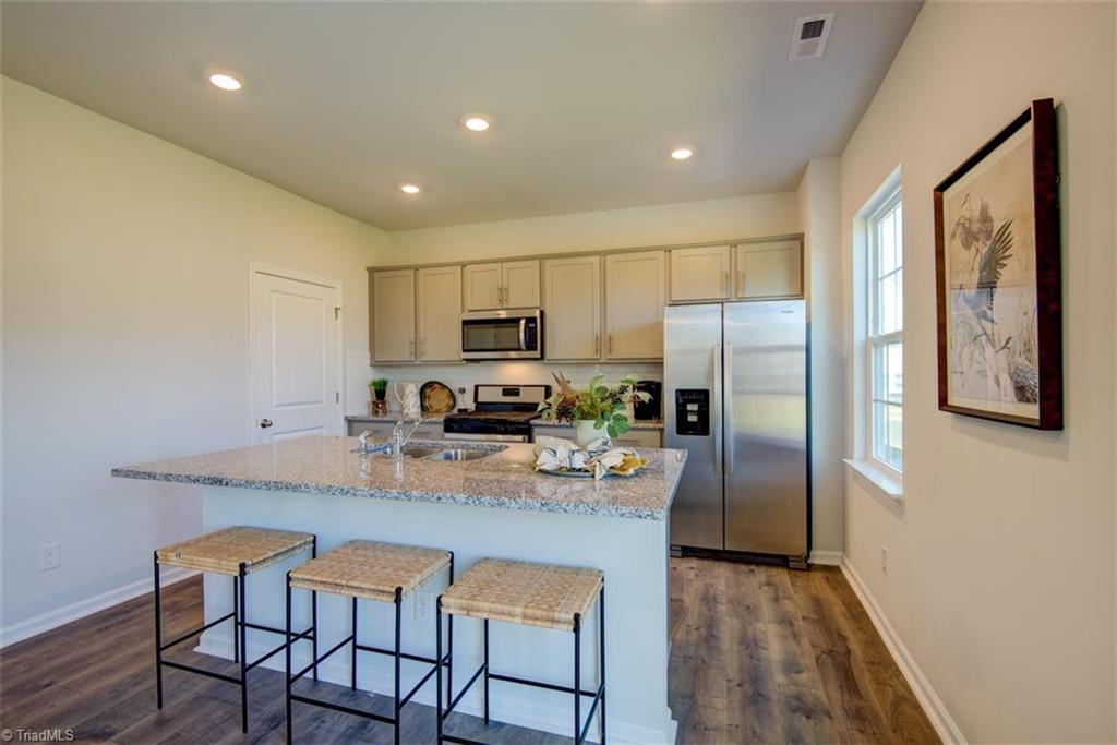 271 Rhett Avenue, Unit 129 Lexington, NC 27295 - Photo 3 of 46 Gallery Image 3