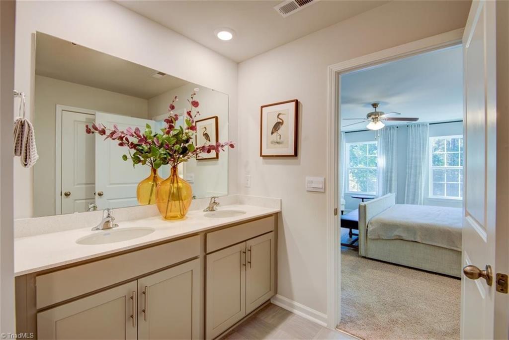 271 Rhett Avenue, Unit 129 Lexington, NC 27295 - Photo 35 of 46 Gallery Image 35