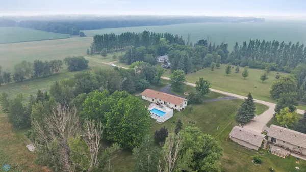 $358,500 | 613 77th Avenue Northwest, Moorhead, MN 56560