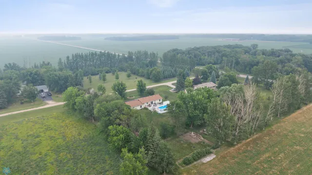 $368,500 | 613 77th Avenue Northwest, Moorhead, MN 56560