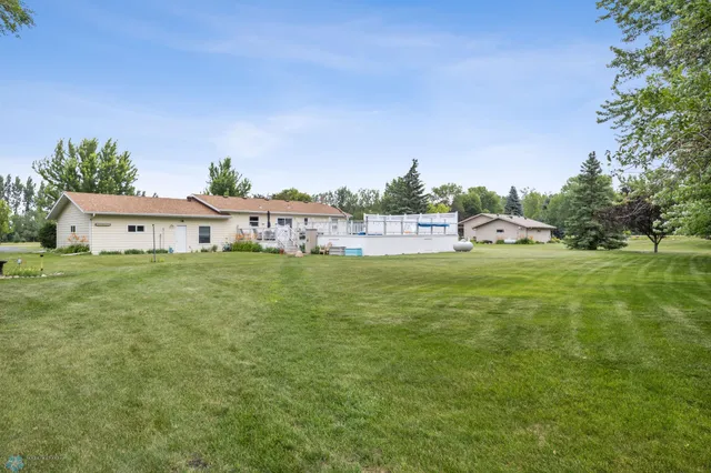 $368,500 | 613 77th Avenue Northwest, Moorhead, MN 56560