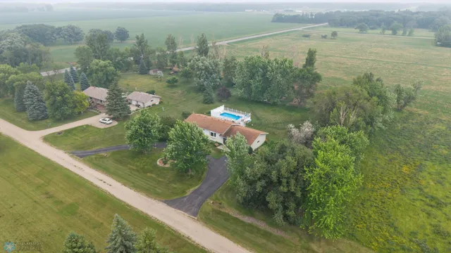 $368,500 | 613 77th Avenue Northwest, Moorhead, MN 56560