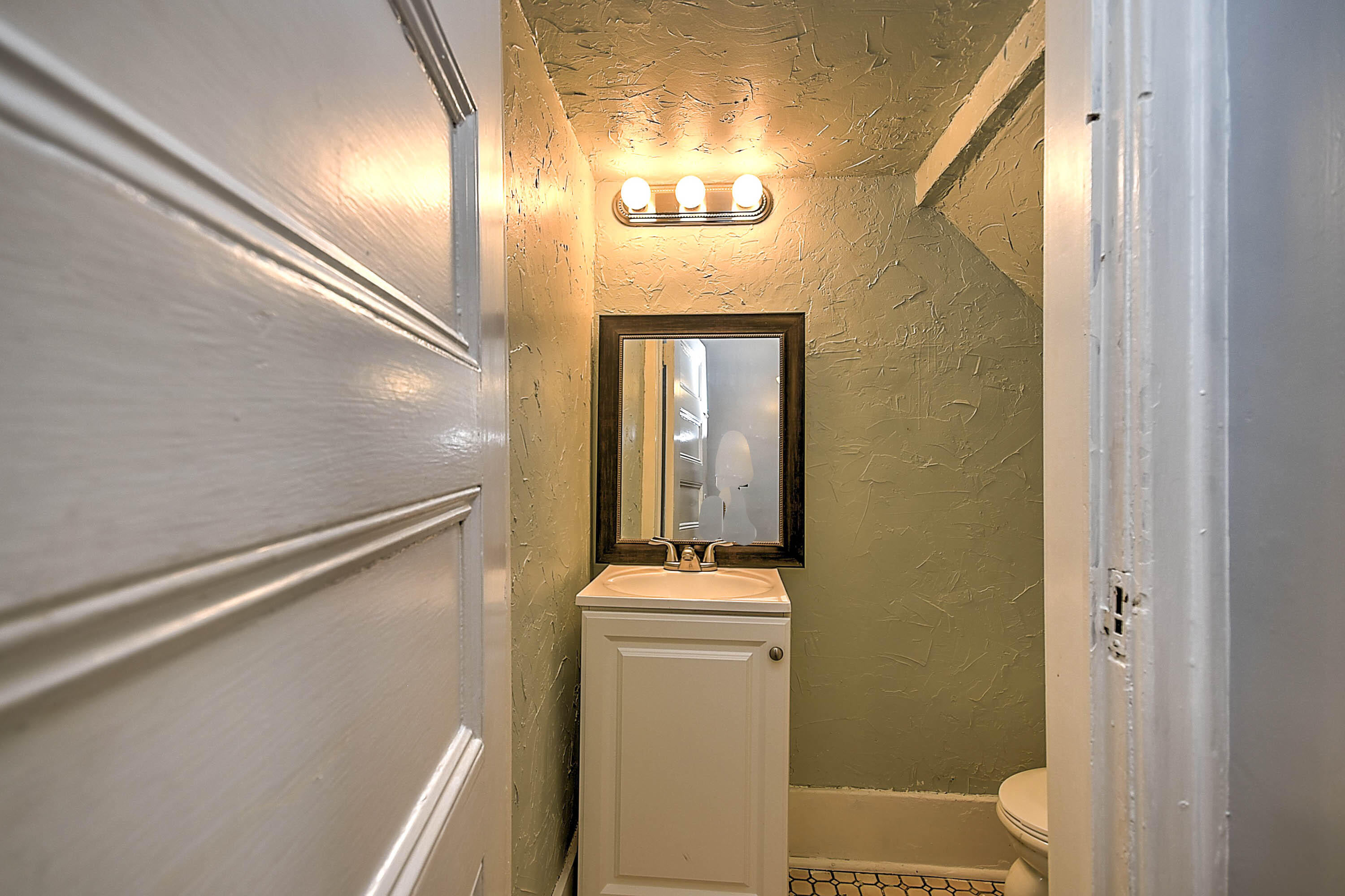 623 Georgia Avenue Bristol, TN 37620 - Photo 20 of 48 Georgia-29