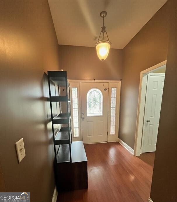 208 Sugarloaf Parkway Perry, GA 31069 - Photo 2 of 11 a view of a livingroom with furniture and window