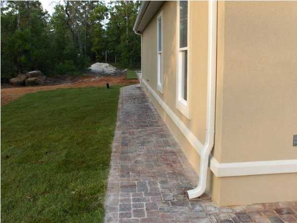 196 West Burnis Road Crestview, FL 32539 - Photo 7 of 13 a view of a back yard