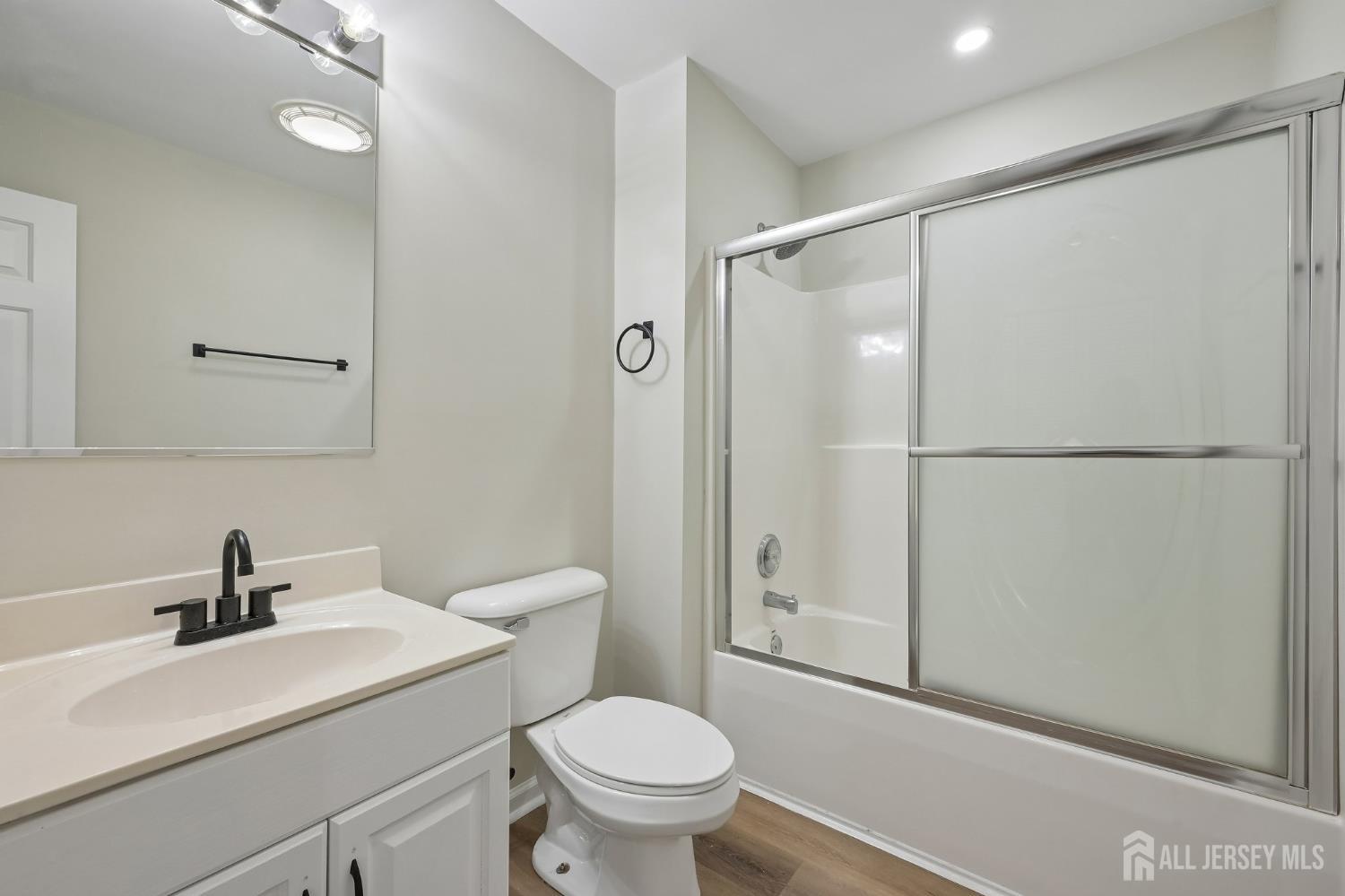 4451 Bernard Road Vineland, NJ 08344 - Photo 18 of 39