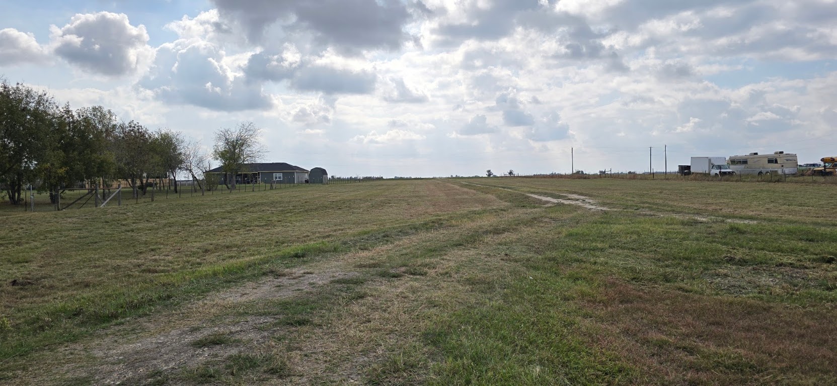 201 930 Par Taylor, TX 76574 - Photo 7 of 27 a view of an ocean