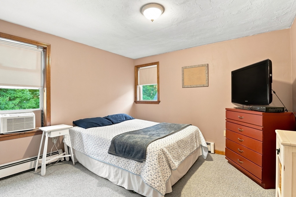 4 McCann Place Paxton, MA 01612 - Photo 19 of 35 Gallery Image 19