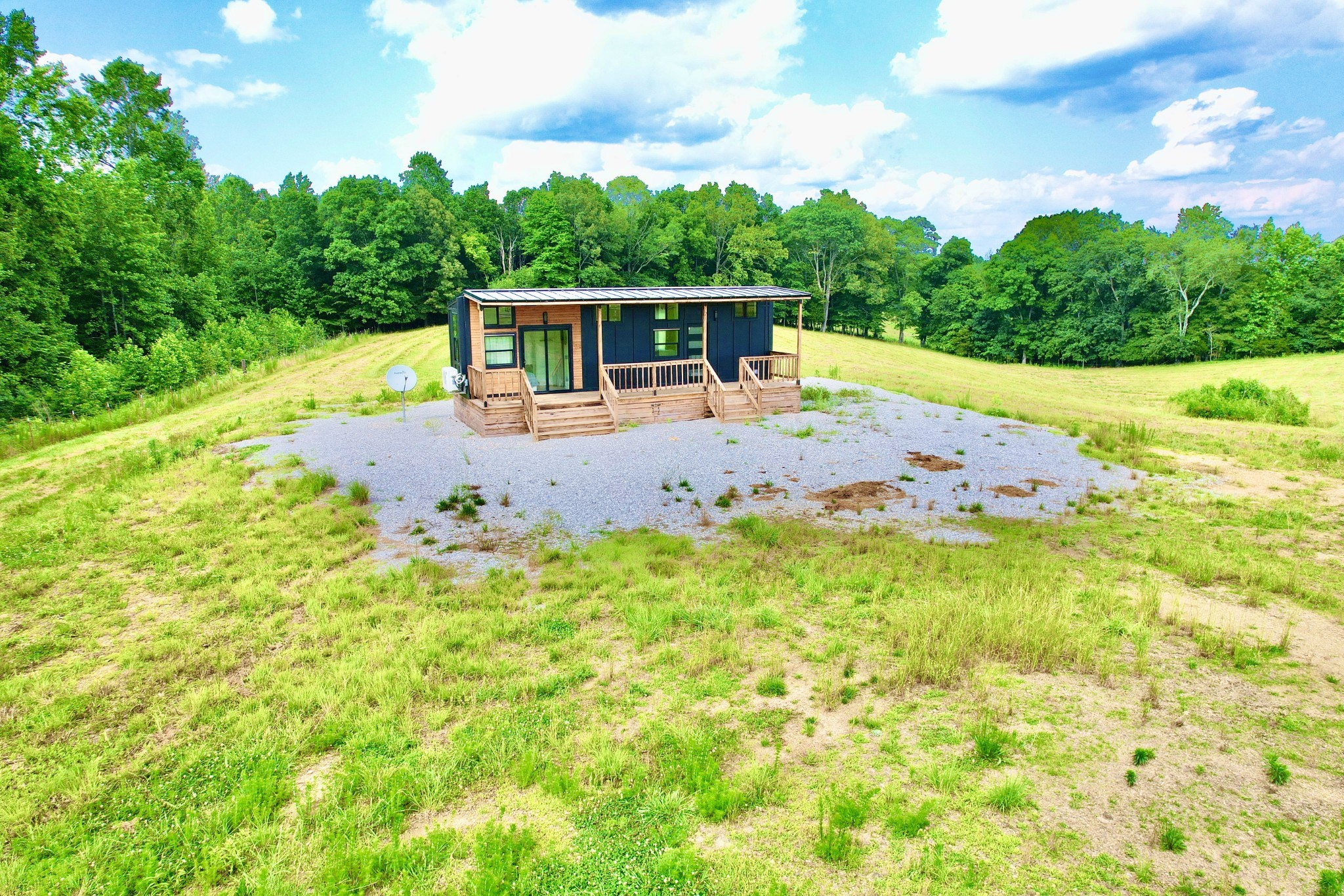 68 Bassham Road Five Points, TN 38457 - Photo 11 of 18 a balcony with table and chairs
