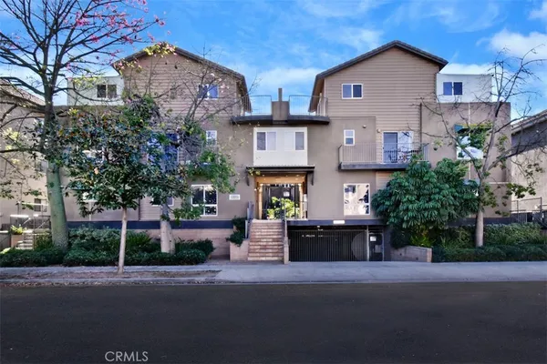 $799,000 | 10918 Morrison Street, Unit 3, North Hollywood, CA 91601