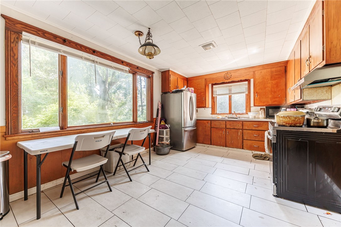 53 Ok Terrace Rochester, NY 14621 - Photo 6 of 13 Gallery Image 6
