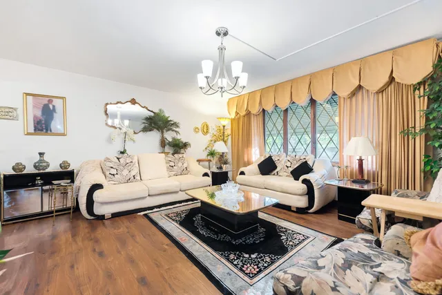 $299,900 | 9509 Northcote Avenue, Munster, IN 46321