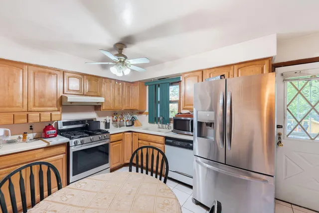 $299,900 | 9509 Northcote Avenue, Munster, IN 46321