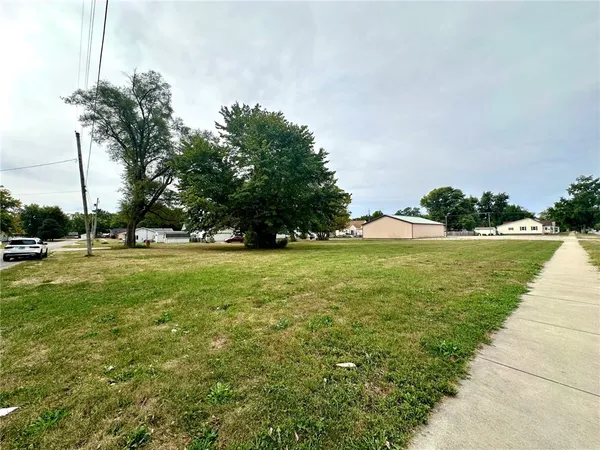 $50,000 | 2901 Marshall Avenue, Mattoon, IL 61938