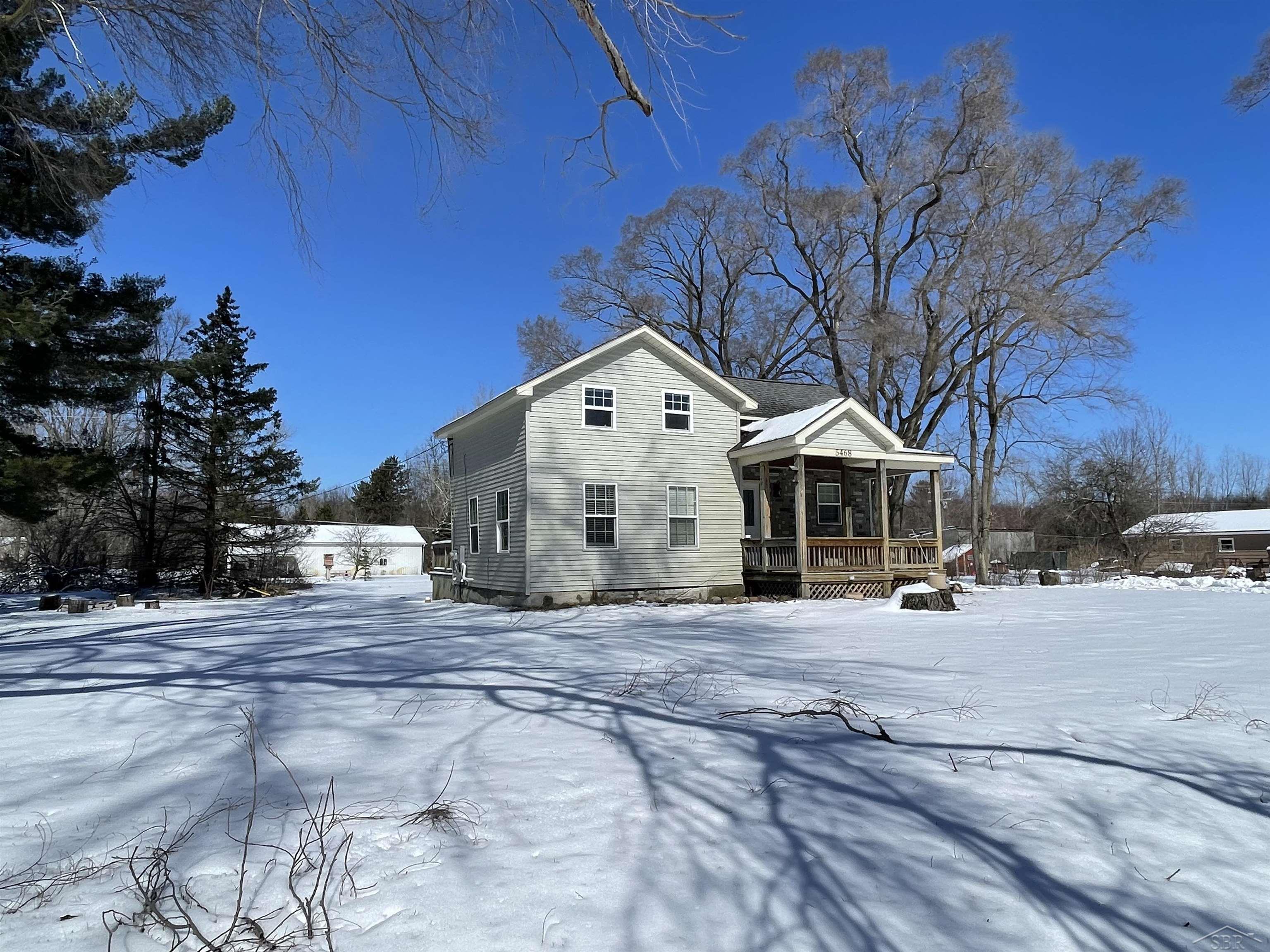 5468 Millington Road Millington, MI 48746 - Photo 3 of 30 50102785-2.JPG