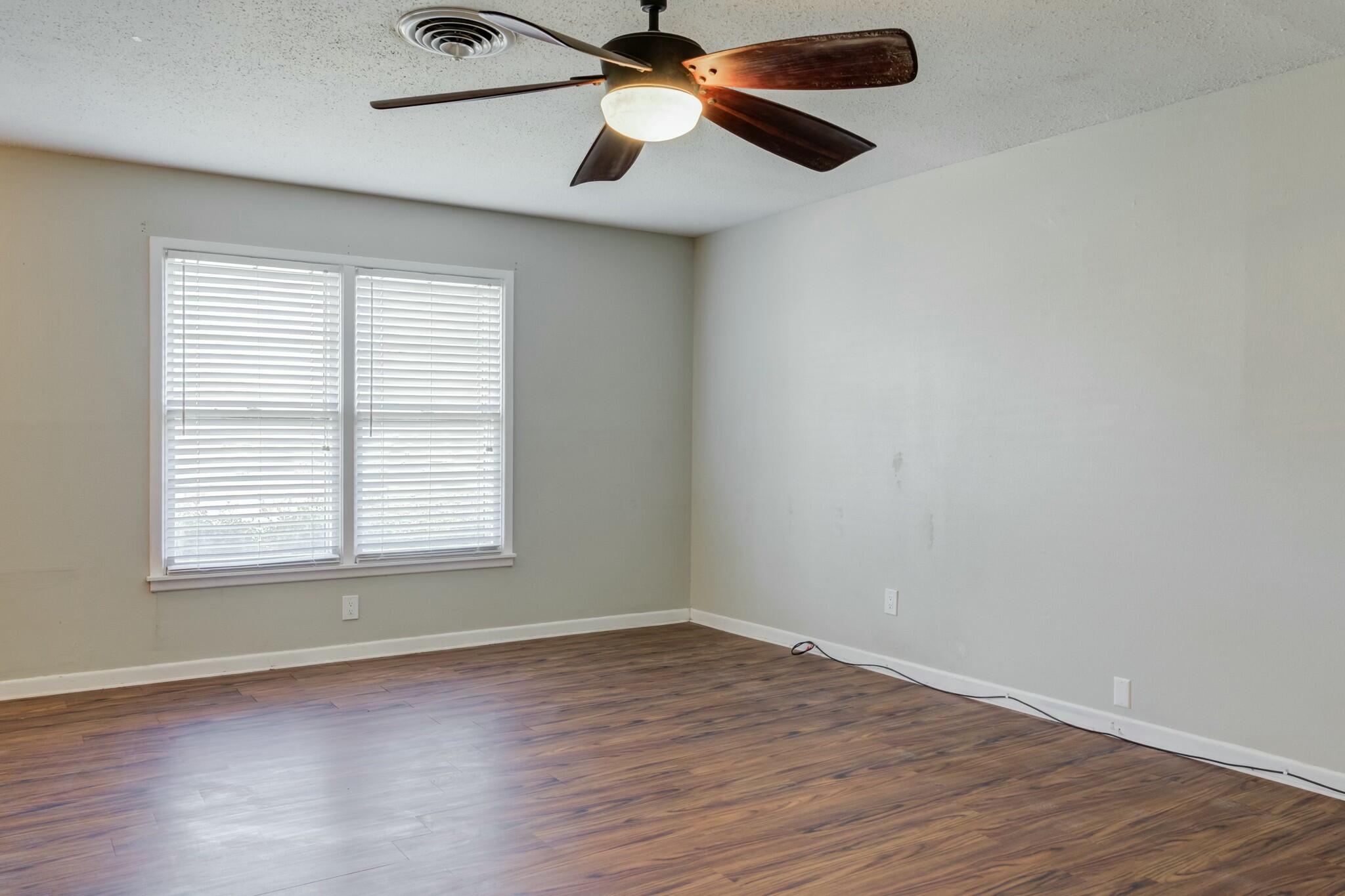 4317 31st Street Lubbock, TX 79410 - Photo 11 of 46 tempImagea51MnW