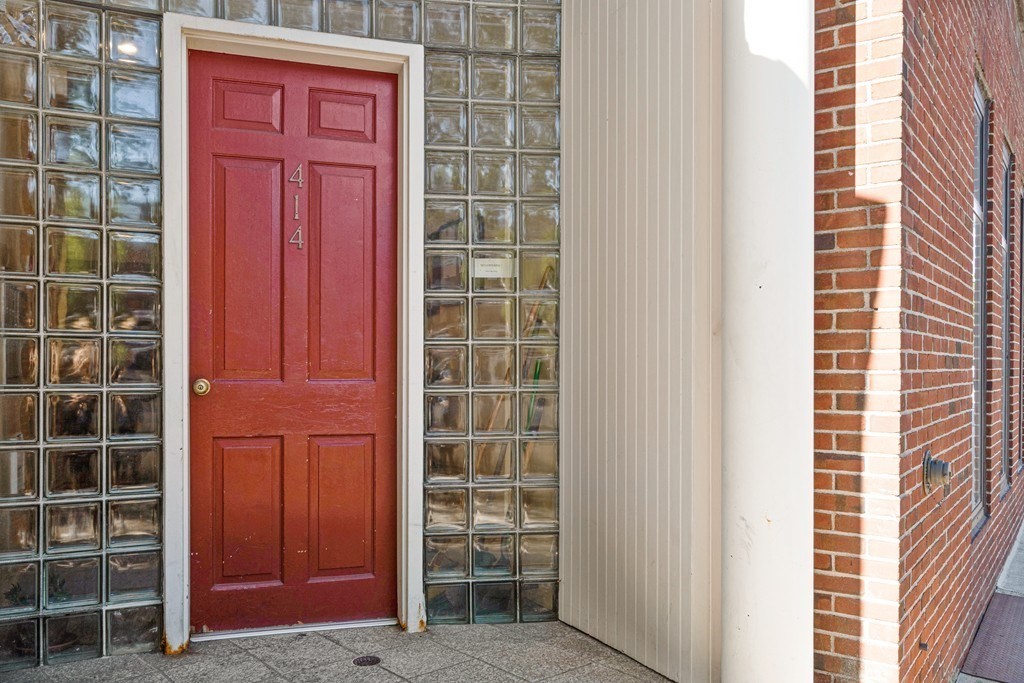 414 Commercial Street, Unit 2 Boston, MA 02109 - Photo 13 of 13
