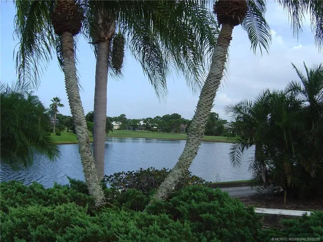 $455,000 | 2382 Southwest Foxpoint Way, Palm City, FL 34990