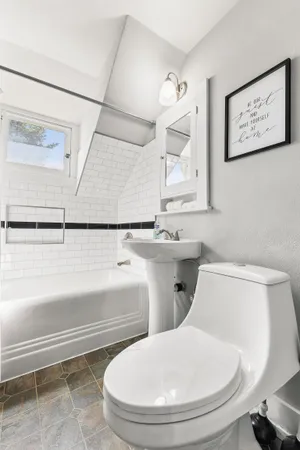 $925,000 | 2025 West 4th Avenue, Spokane, WA 99201