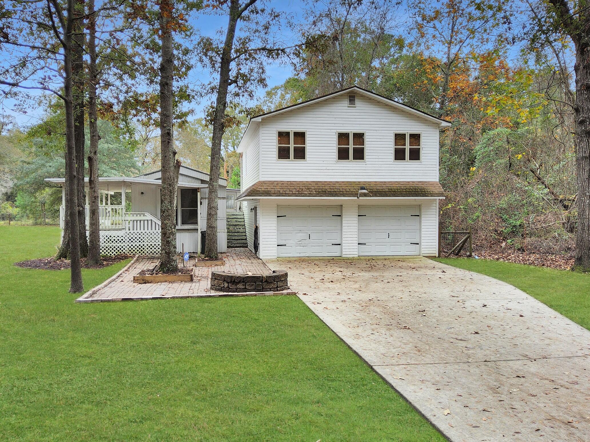 414 4th Street Santee, SC 29142 - Photo 1 of 28 8529ffd80bc8e82c5db3cf23749181c4a20ba99d