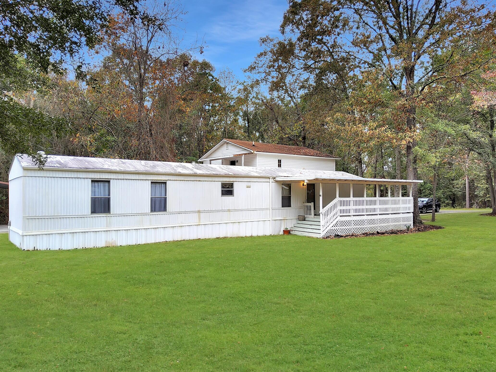414 4th Street Santee, SC 29142 - Photo 3 of 28 d39fe6130d6f2bf828ee399901a74e984f0d8506