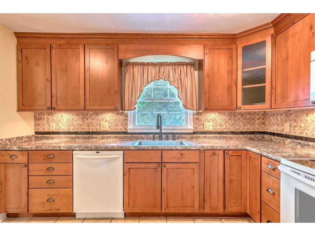 2205 Old Lewis Road Johnson City, TN 37601 - Photo 15 of 25 Photo 15