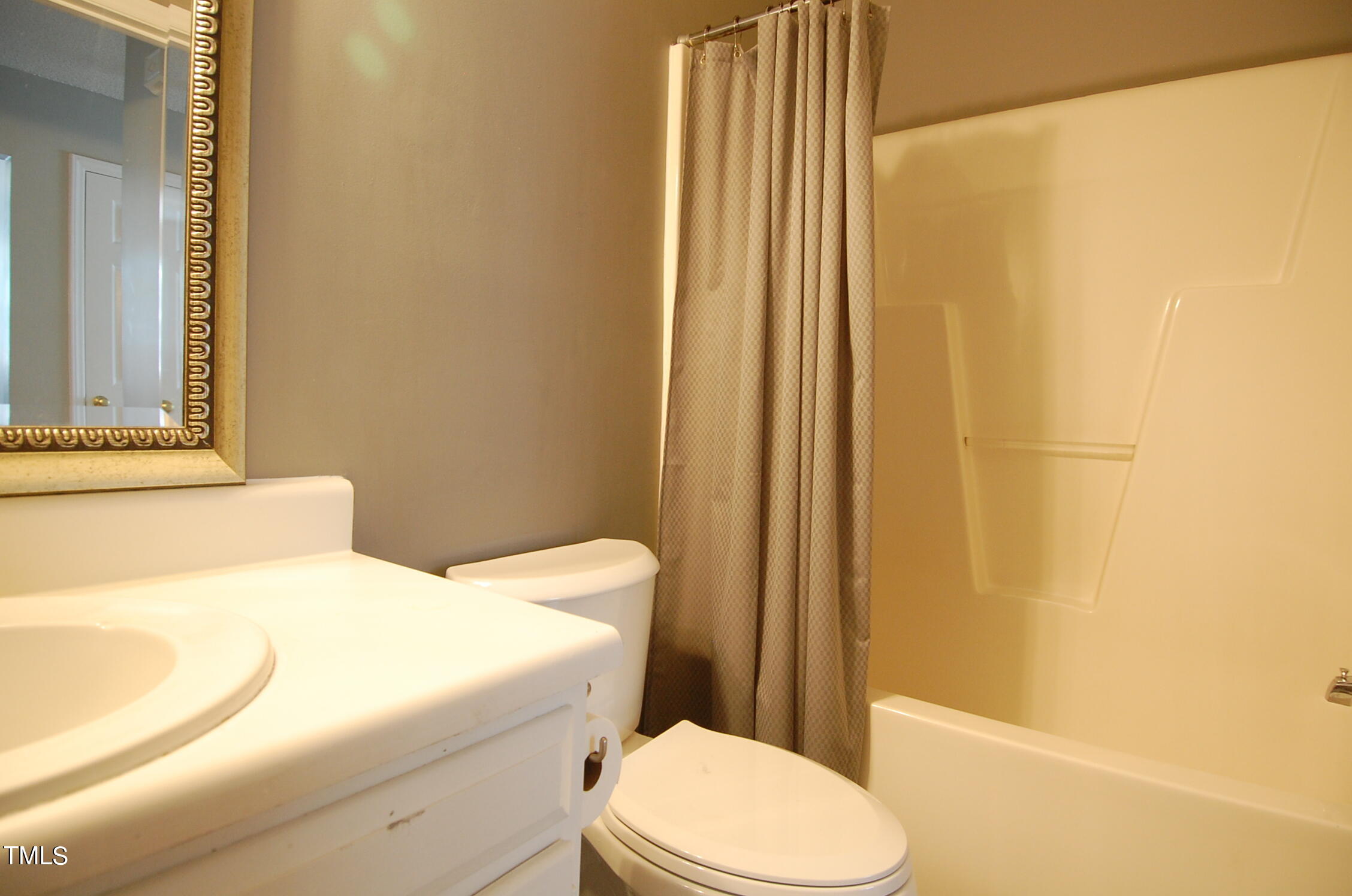 7500 Solumbra Court Raleigh, NC 27616 - Photo 17 of 27 DSC_0131