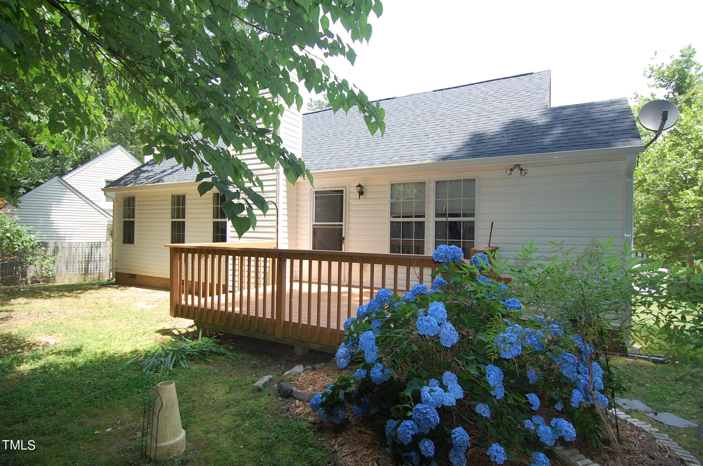7500 Solumbra Court Raleigh, NC 27616 - Photo 24 of 27 DSC_0163