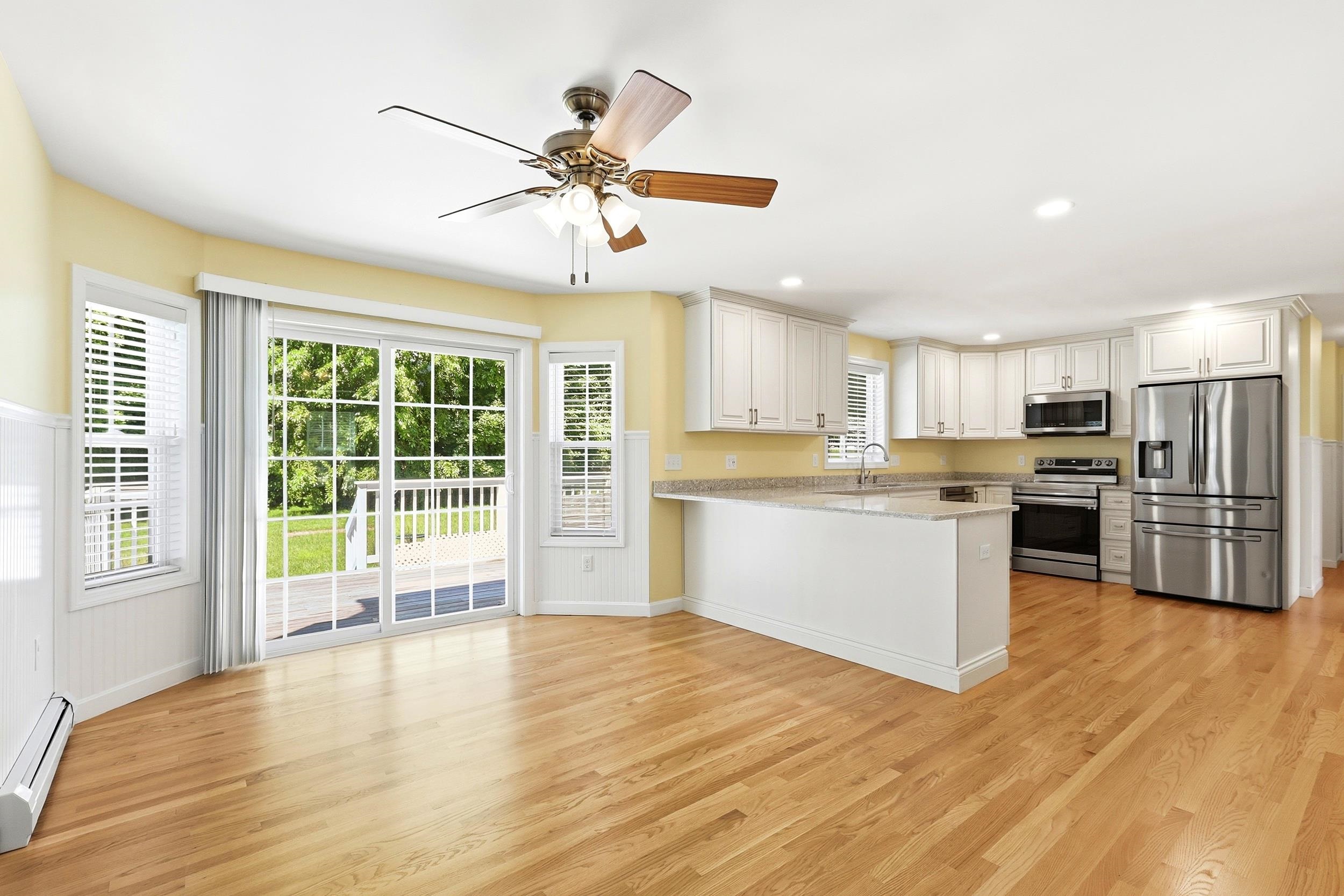 694 Walnut Street Manchester, NH 03104 - Photo 14 of 36