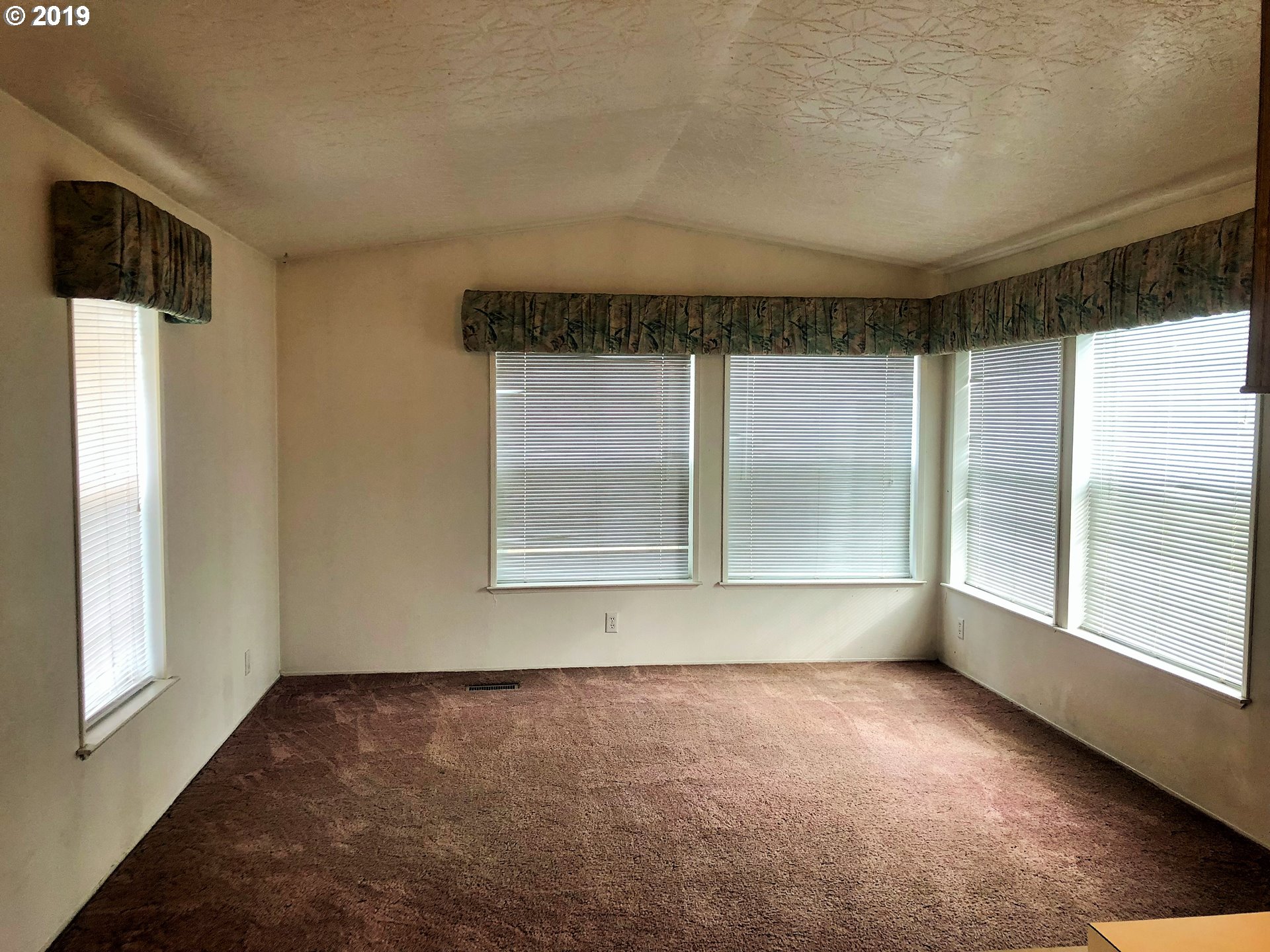 1753 South Cloverdale Road Kalama, WA 98625 - Photo 2 of 16 Gallery Image 2