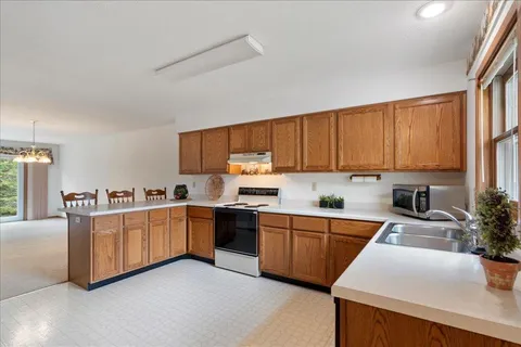 $199,900 | 2401 Hillcrest Drive, Brainerd, MN 56401