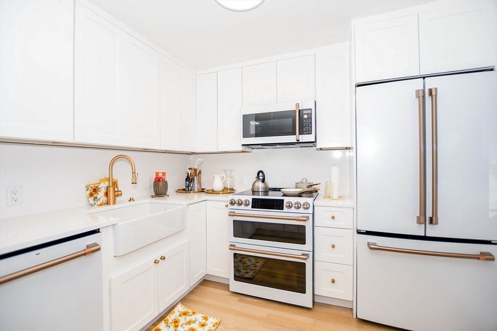 44 Register Road Marion, MA 02738 - Photo 13 of 42