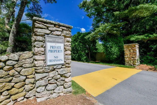 $1,200,000 | 44 Register Road, Marion, MA 02738